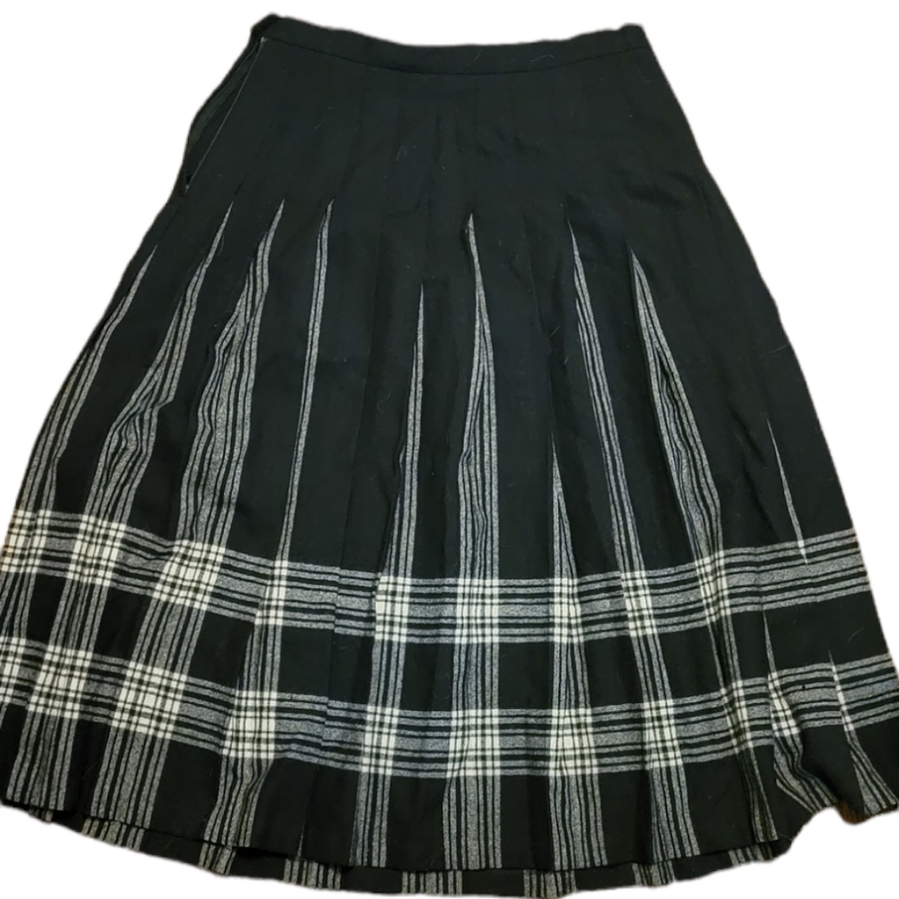Vintage sz 14. Pendleton wool skirt.
